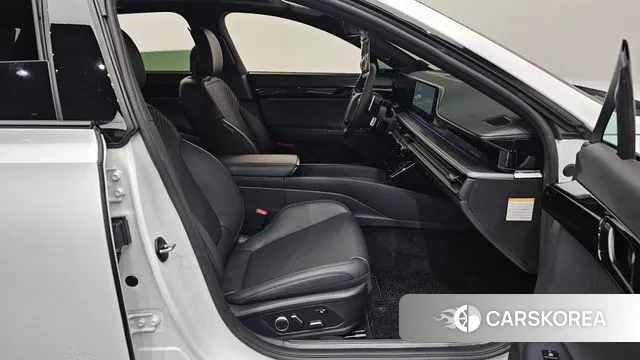 Hyundai Grandeur Hybrid (GN7) 2023 Белый из Кореи, фото 2