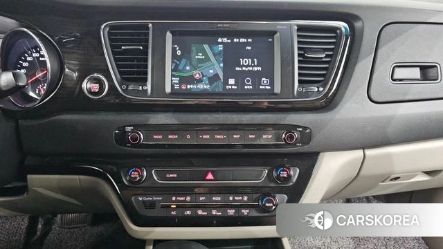 Kia The New Carnival 2018 Серый из Кореи, фото 2