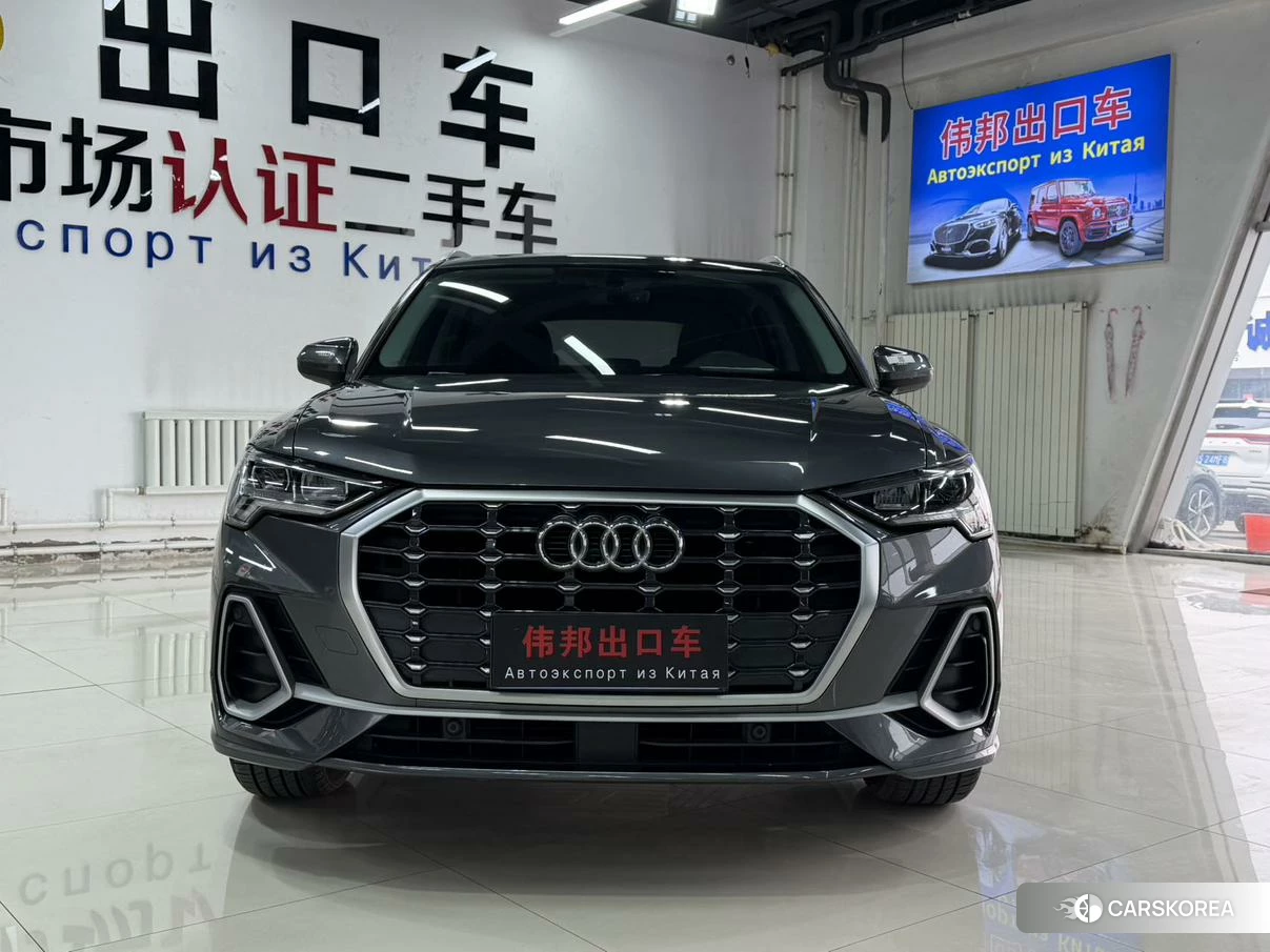 Audi Q3 2021 Темно-серый из Китая, фото 2