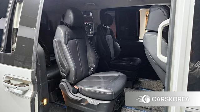 Hyundai Staria 2021 Белый из Кореи, фото 2