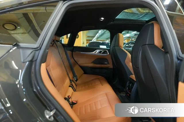 BMW i4 2023 Серый из Кореи, фото 2