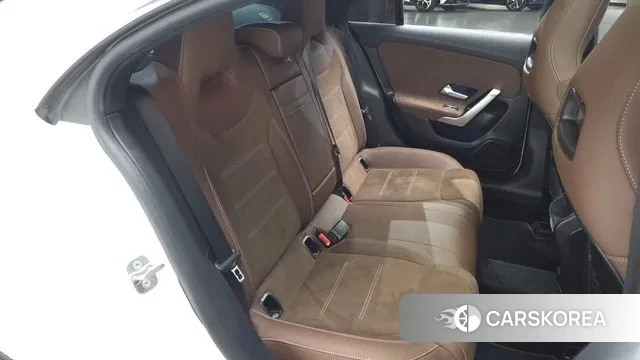 Mercedes-Benz CLA-Class C118 2024 Белый из Кореи, фото 2