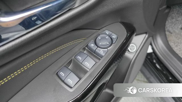 Chevrolet (GM Daewoo) Trax Crossover 2023 Черный из Кореи, фото 2
