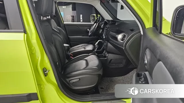 Jeep Renegade 2018 Светло-зеленый из Кореи, фото 2