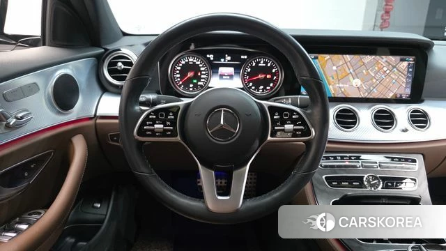 Mercedes-Benz E-Class W213 2020 Белый из Кореи, фото 2
