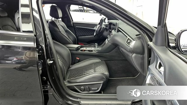 Genesis G70 2018 Черный из Кореи, фото 2