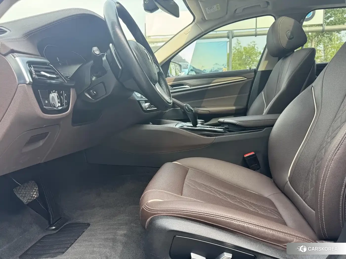 BMW 5 series 2023 Черный из Китая, фото 2