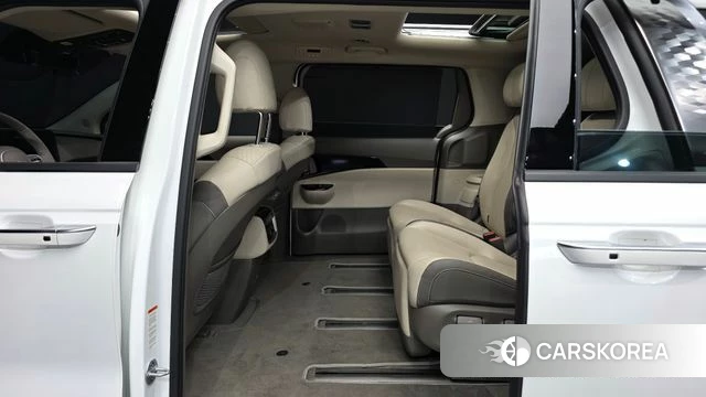 Kia Carnival 4th generation 2023 Белый из Кореи, фото 2