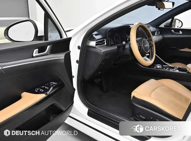 Kia K5 3rd generation 2021 Белый из Кореи, фото 2