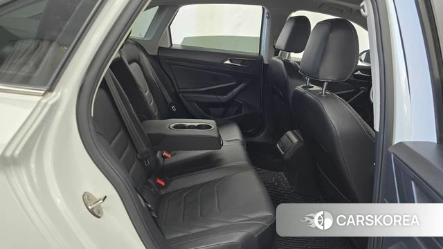 Volkswagen 7th Generation of Jetta 2020 Белый из Кореи, фото 2