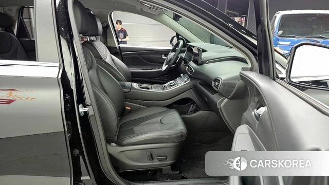 Hyundai The New Santa Fe 2023 Черный из Кореи, фото 2