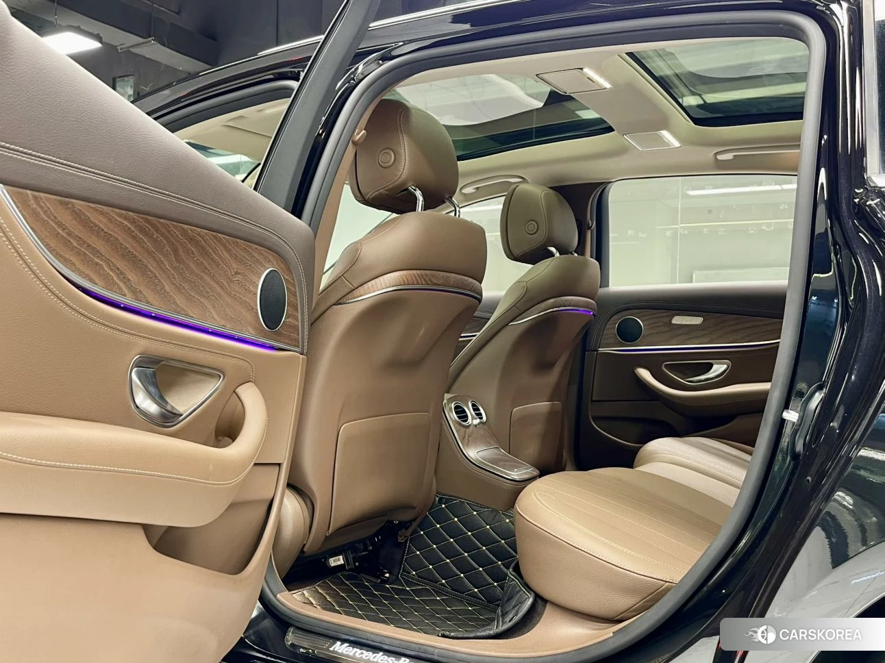 Mercedes-Benz E-class 2021 Черный из Китая, фото 2