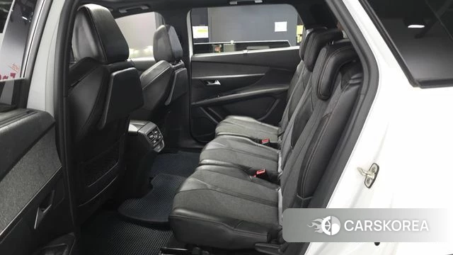 Peugeot 5008 second generation 2019 Белый из Кореи, фото 2