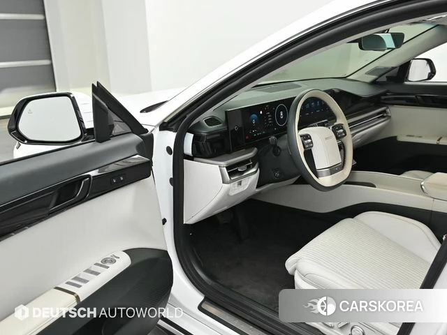 Hyundai Grandeur Hybrid (GN7) 2023 Белый из Кореи, фото 2