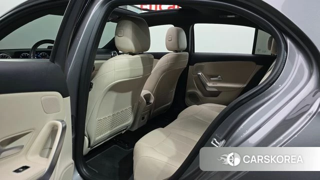 Mercedes-Benz A-Class W177 2021 Серый из Кореи, фото 2