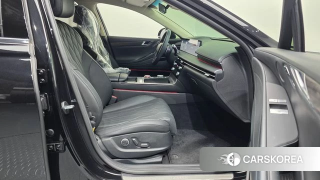 Genesis G80 (RG3) 2024 Черный из Кореи, фото 2