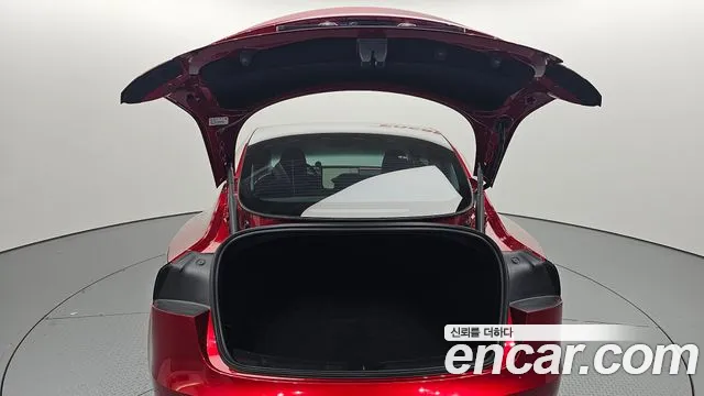 Tesla Model 3 2024 Красный из Кореи, фото 2