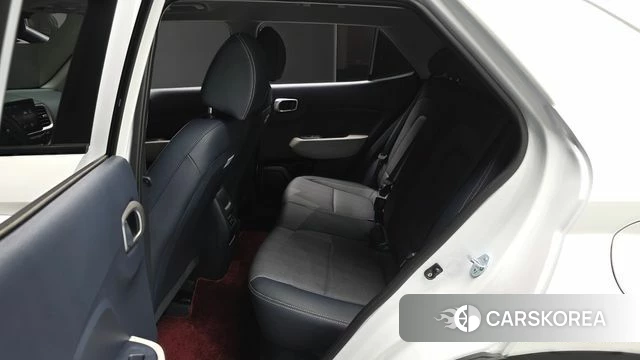 Hyundai Venue 2025 Белый из Кореи, фото 2