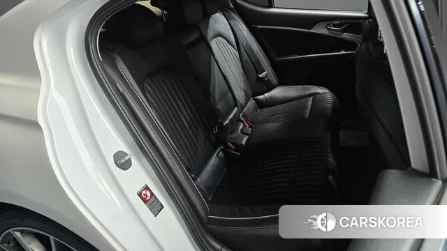 Genesis G70 2019 Белый из Кореи, фото 2