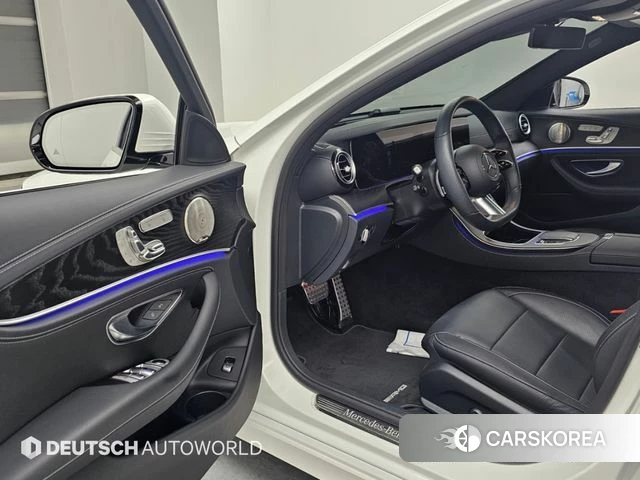 Mercedes-Benz E-Class W213 2022 Белый из Кореи, фото 2