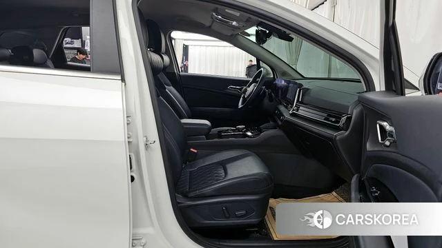 Kia Sportage 5th Generation 2021 Белый из Кореи, фото 2