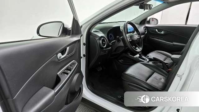 Hyundai The New Kona 2021 Белый из Кореи, фото 2