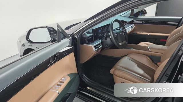 Hyundai Grandeur Hybrid (GN7) 2023 Черный из Кореи, фото 2