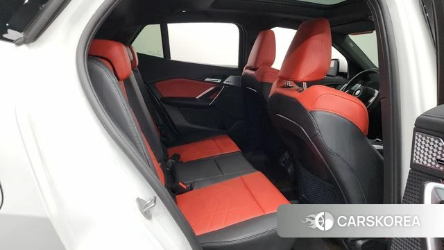 BMW X2 (U10) 2024 Белый из Кореи, фото 2