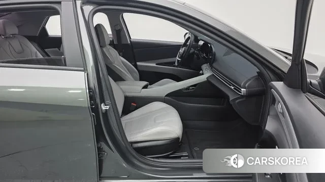 Hyundai Avante (CN7) 2021 Цвет тростника из Кореи, фото 2