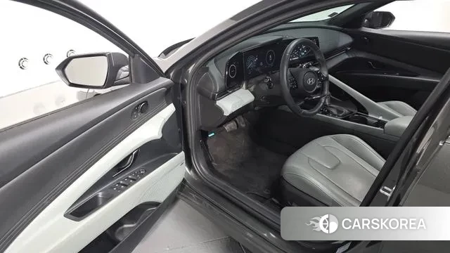 Hyundai The New Avante Hybrid (CN7) 2023 Серый из Кореи, фото 2