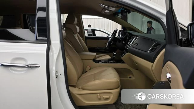 Kia The New Carnival 2018 Белый из Кореи, фото 2