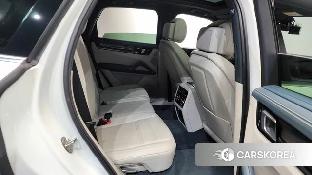 Porsche Cayenne (PO536) 2020 Белый из Кореи, фото 2