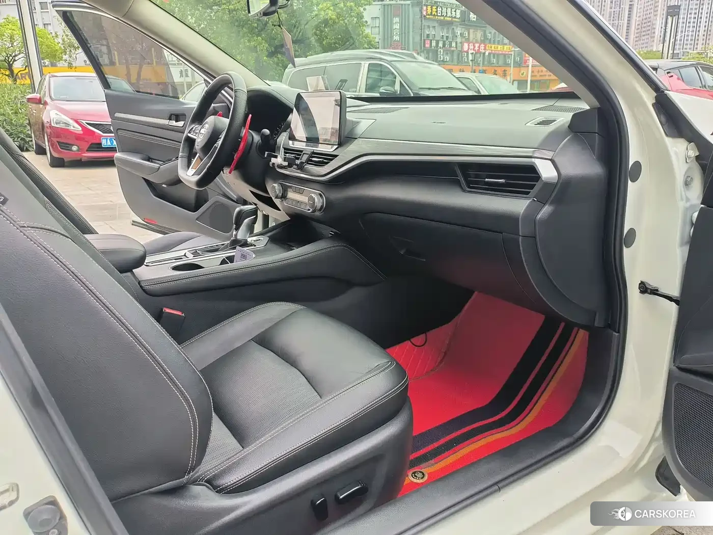 Nissan Altima 2022 Белый из Китая, фото 2