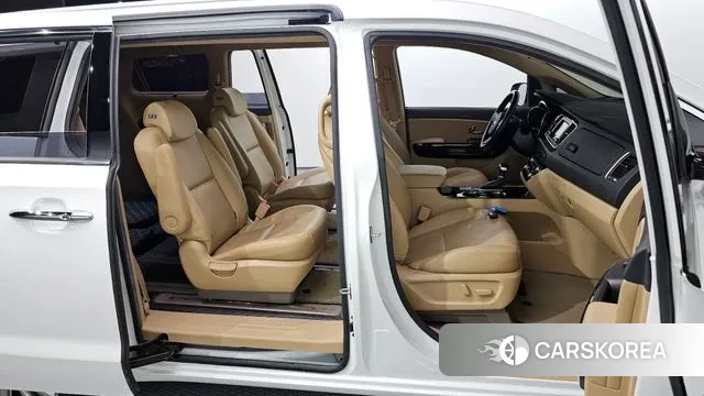 Kia The New Carnival 2019 Белый из Кореи, фото 2