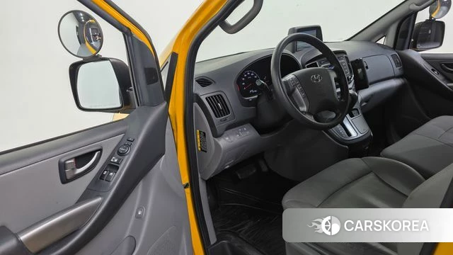 Hyundai The New Grand Starex 2018 Желтый из Кореи, фото 2