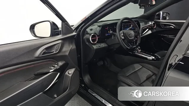 Chevrolet (GM Daewoo) Trax Crossover 2023 Черный из Кореи, фото 2