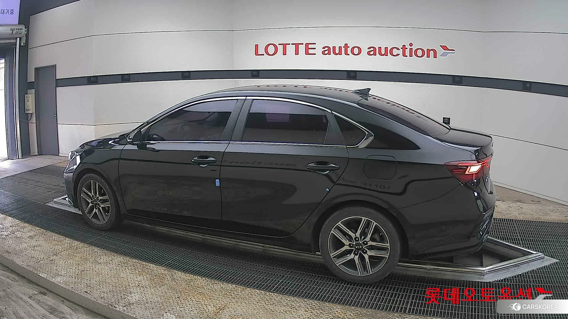 Kia K3 2019 Черный из Кореи, фото 2