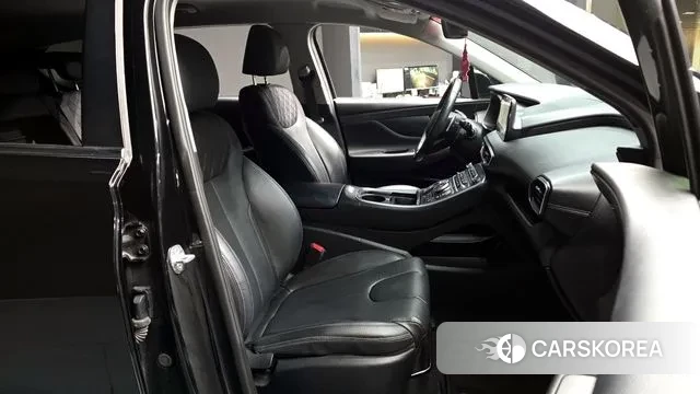 Hyundai The New Santa Fe 2021 Черный из Кореи, фото 2