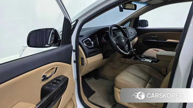 Kia The New Carnival 2019 Белый из Кореи, фото 2