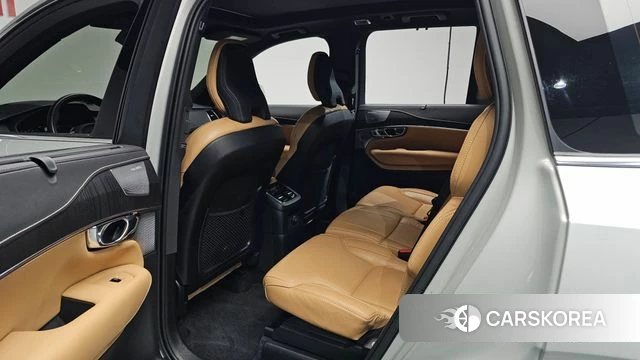 Volvo XC90 second Generation 2022 Белый из Кореи, фото 2