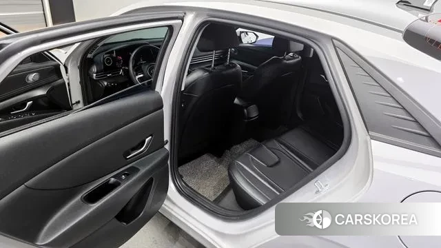 Hyundai Avante (CN7) 2021 Серебряный из Кореи, фото 2