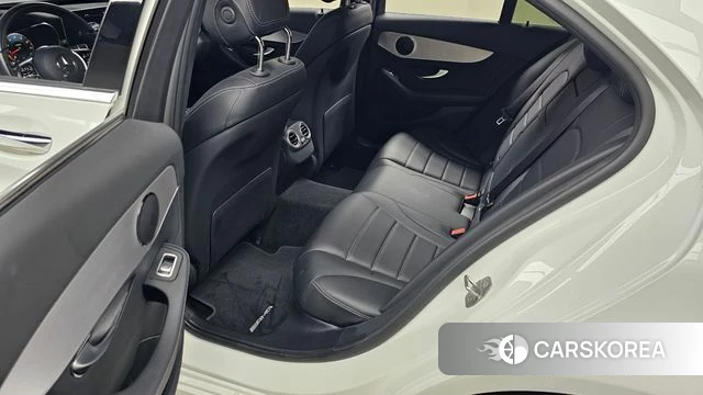 Mercedes-Benz C-Class W205 2021 Белый из Кореи, фото 2