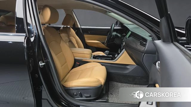 Kia K7 Premier 2019 Черный из Кореи, фото 2