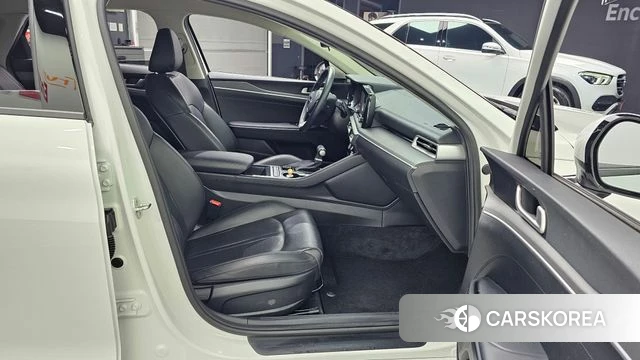 Kia K5 3rd generation 2023 Белый из Кореи, фото 2