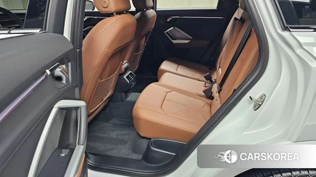 Audi Q3 (F3) 2025 Белый из Кореи, фото 2
