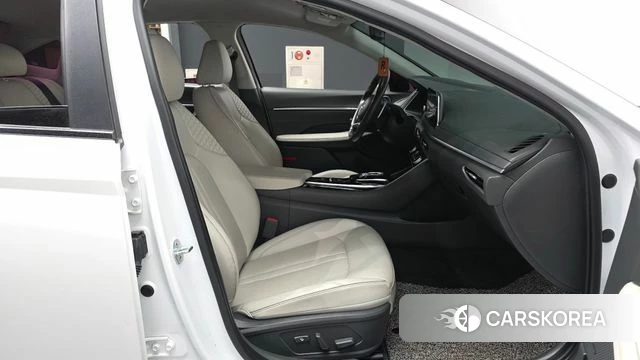 Hyundai Sonata (DN8) 2020 Белый из Кореи, фото 2
