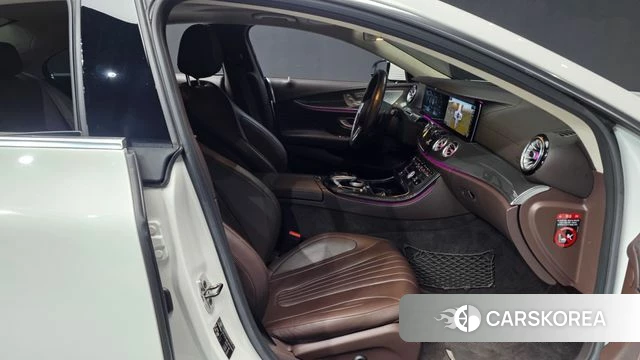 Mercedes-Benz CLS-Class C257 2020 Белый из Кореи, фото 2