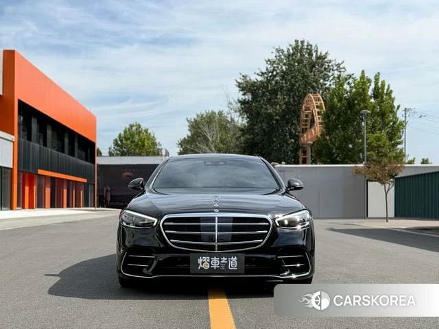 Mercedes-Benz S-class 2023 Черный из Китая, фото 2