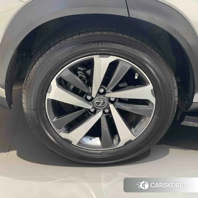 Lexus NX 2020 Серебристо-серый из Китая, фото 2
