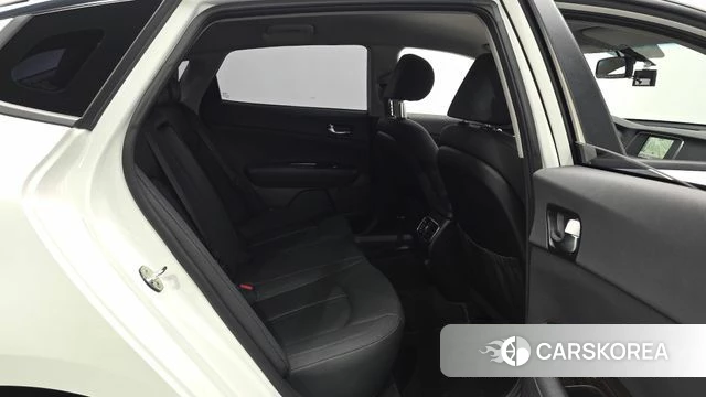Kia K5 second generation 2018 Белый из Кореи, фото 2